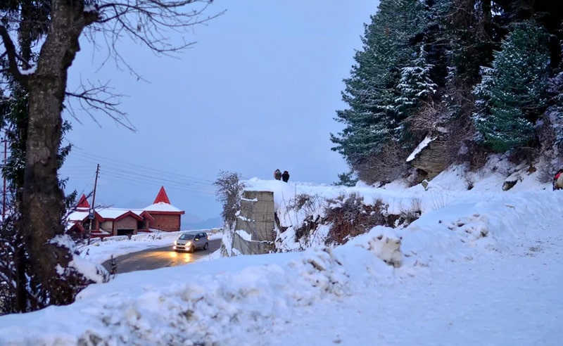 img/kullu-Manali-a.jpg